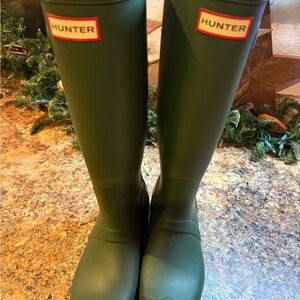 Hunter Classic Forest Boots